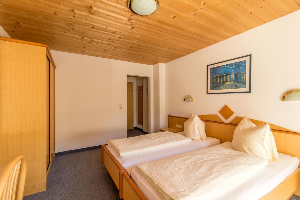 Pension Sattelkopf Sankt Anton am Arlberg Exterior photo
