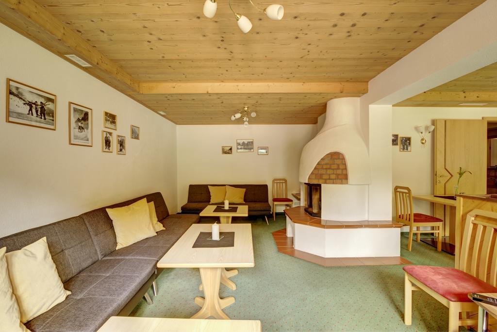 Pension Sattelkopf Sankt Anton am Arlberg Exterior photo