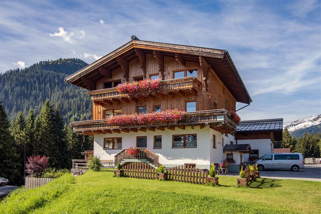 Pension Sattelkopf Sankt Anton am Arlberg Exterior photo